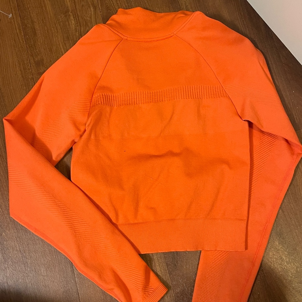 Fabletics Seameless Cropped Zip - Xs - image 4